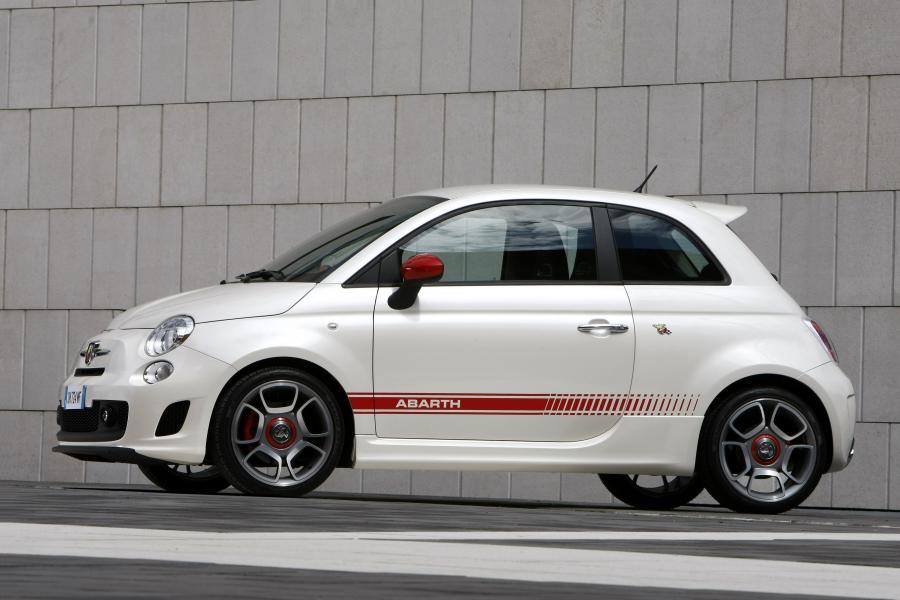  Fiat 500 Abarth 2008 года  (фото 17 из 73)